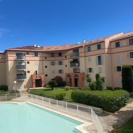 Residence Ste Croix Fréjus Eksteriør bilde